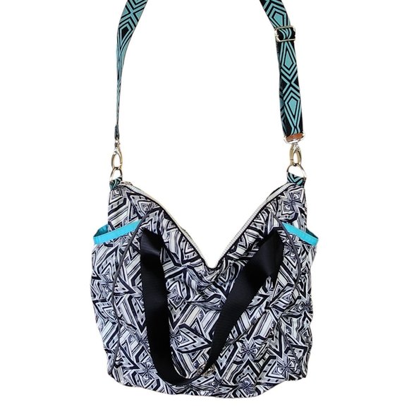 Ivivva Lululemon Black White Turquoise Geometric Design Tote Bag Weekender - Picture 6 of 12